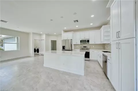 5016 Everglades Blvd N, Naples, FL 34120