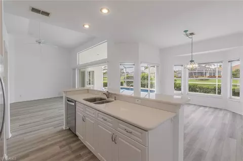 8020 Preakness Ct, Naples, FL 34113 photo 10