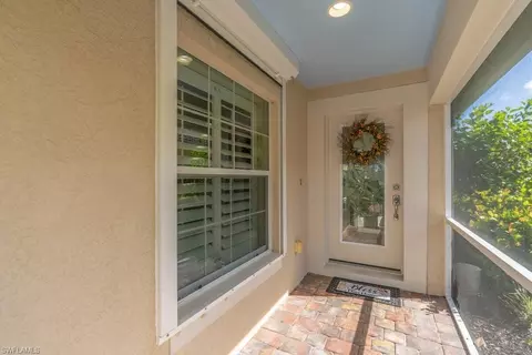 8697 Querce Ct, Naples, FL 34114 photo 7