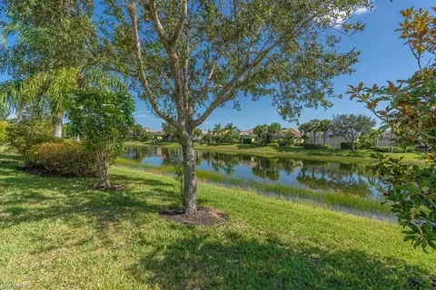 8697 Querce Ct, Naples, FL 34114 photo 27