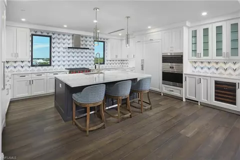 1130 3rd Ave S #508, Naples, FL 34102