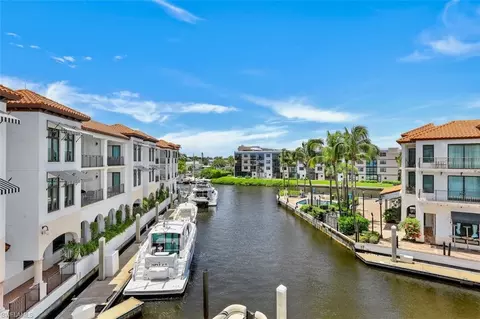 1530 5th Ave S #C-213, Naples, FL 34102