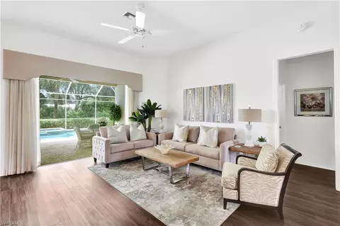 1721 Marsh Run, Naples, FL 34109