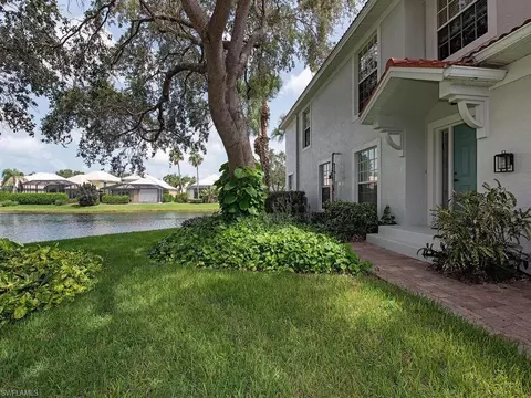 2105 Arielle Dr #2706, Naples, FL 34109