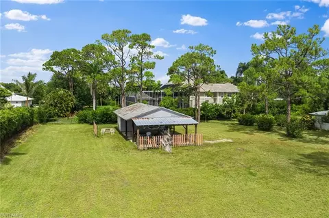 124 Eugenia Dr, Naples, FL 34108 photo 8