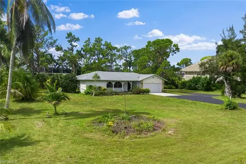 124 Eugenia Dr, Naples, FL 34108 photo 6