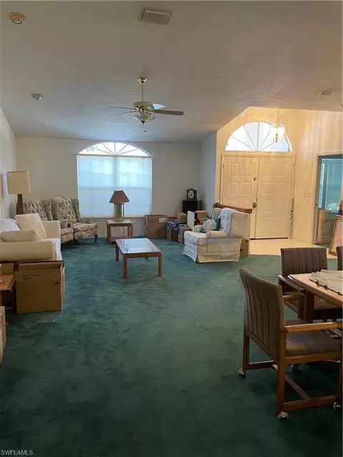 2018 Crown Pointe Blvd E, Naples, FL 34112 photo 2