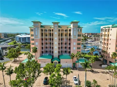 170 Lenell Rd #402, Fort Myers Beach, FL 33931