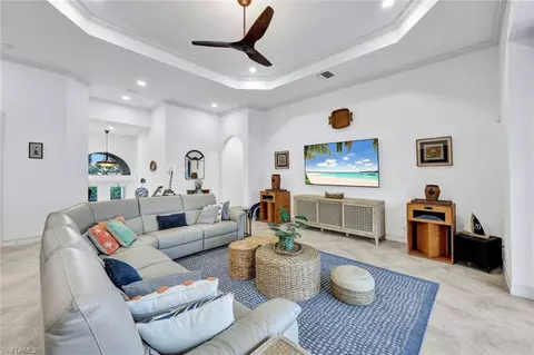 350 Gumbo Limbo Ln, Marco Island, FL 34145