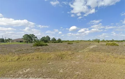 657 Clancy St E, Lehigh Acres, FL 33974