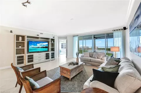 265 Indies Way #1402, Naples, FL 34110