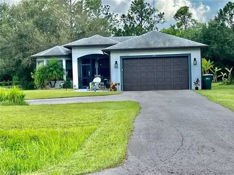 2372 68th Ave NE, Naples, FL 34120 photo 4