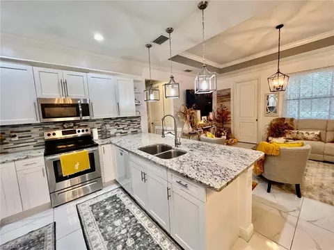 2372 68th Ave NE, Naples, FL 34120 photo 9