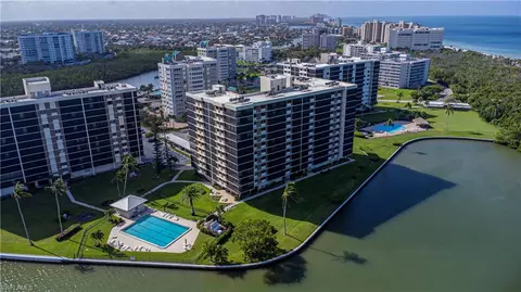 15 Bluebill Ave #303, Naples, FL 34108