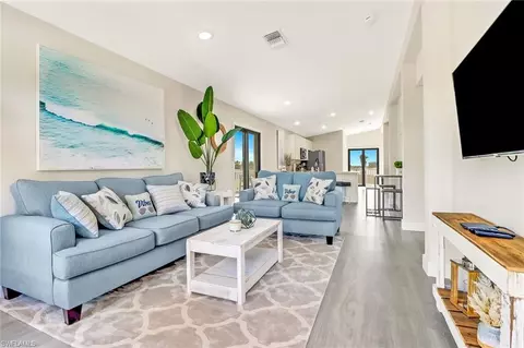 3264 Woodside Ave, Naples, FL 34112