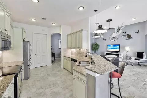 8130 Valiant Dr, Naples, FL 34104 photo 9