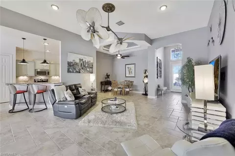 8130 Valiant Dr, Naples, FL 34104 photo 4