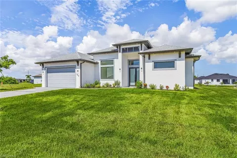 110 SE 8th St, Cape Coral, FL 33990