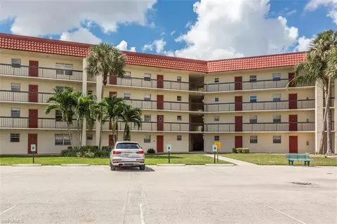 4380 27th Ct SW #1-206, Naples, FL 34116