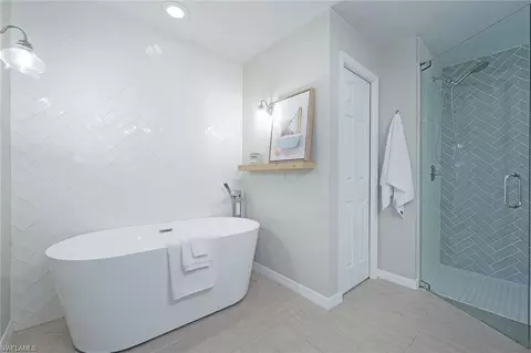 282 Madison Dr, Naples, FL 34110 photo 20