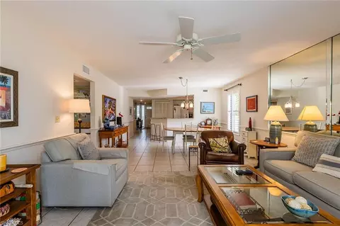 542 10th Ave S #102N, Naples, FL 34102