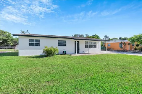 3937 Lotus Dr, Naples, FL 34104