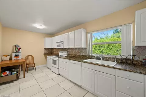 6130 Copper Leaf Ln, Naples, FL 34116 photo 11