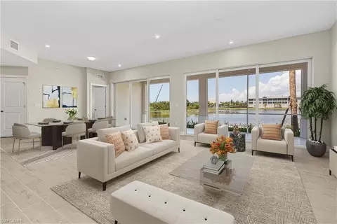 251 Indies Dr E #102, Naples, FL 34114