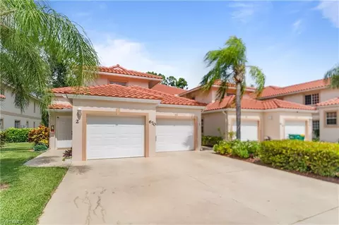 670 Luisa Ln #807-1, Naples, FL 34104