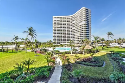 260 Seaview Ct #210, Marco Island, FL 34145