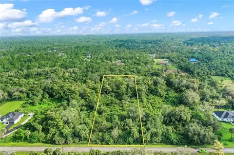 2115 10th Ave NE, Naples, FL 34120