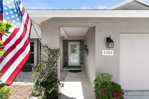 4584 Chippendale Dr, Naples, FL 34112 photo 2