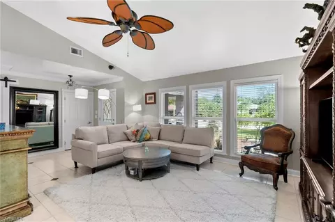 4584 Chippendale Dr, Naples, FL 34112 photo 3