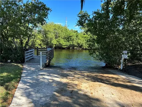 905 Manatee Rd, Naples, FL 34114 photo 21
