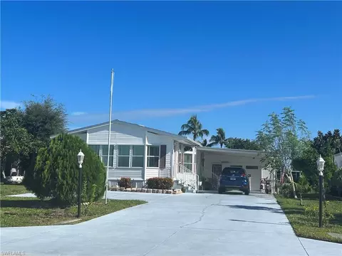 905 Manatee Rd, Naples, FL 34114 photo 2