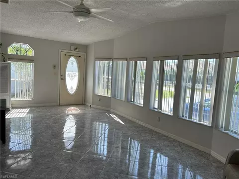 905 Manatee Rd, Naples, FL 34114 photo 4