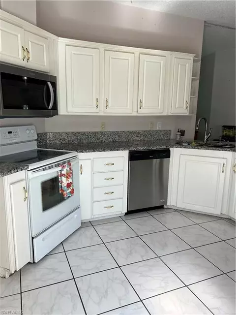 905 Manatee Rd, Naples, FL 34114 photo 8