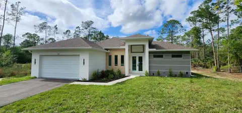 4847 44th St NE, Naples, FL 34120