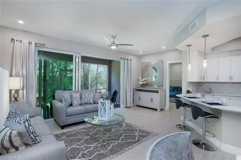 250 Indies Dr E #102, Naples, FL 34114