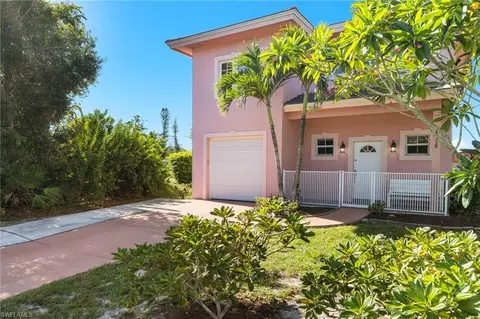 10310 W Terry St, Bonita Springs, FL 34135