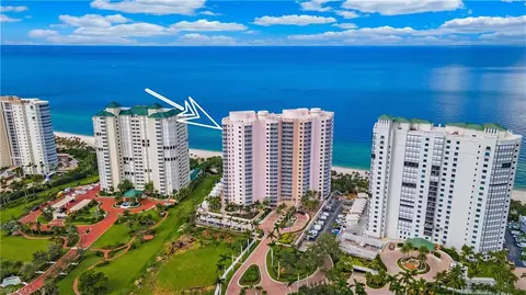 8231 Bay Colony Dr #PENTHOUSE 1, Naples, FL 34108