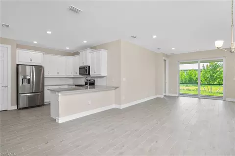 835 Enbrook Loop, Naples, FL 34114 photo 4