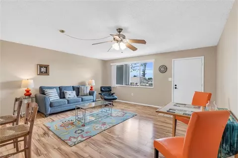 4906 Victoria Dr #307, Cape Coral, FL 33904