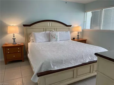 175 5th Ave S #9, Naples, FL 34102 photo 4