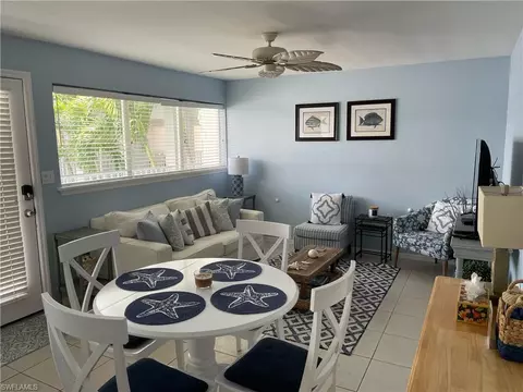 175 5th Ave S #9, Naples, FL 34102 photo 2