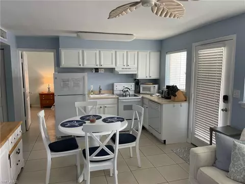 175 5th Ave S #9, Naples, FL 34102 photo 3