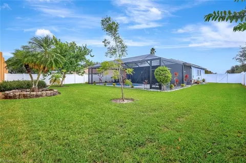 1047 Grove Dr, Naples, FL 34120 photo 27