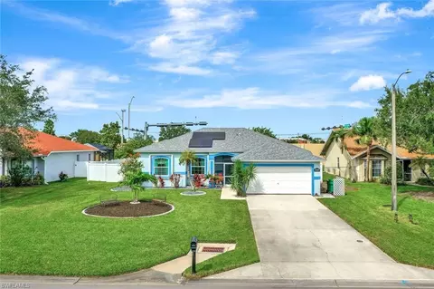 1047 Grove Dr, Naples, FL 34120 photo 5