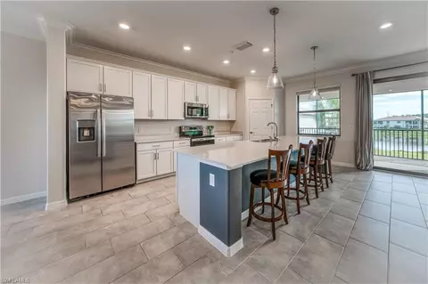 2373 Anguilla Dr #201, Naples, FL 34120