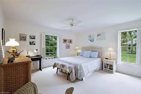 861 Swallow Pt, Naples, FL 34105 photo 23